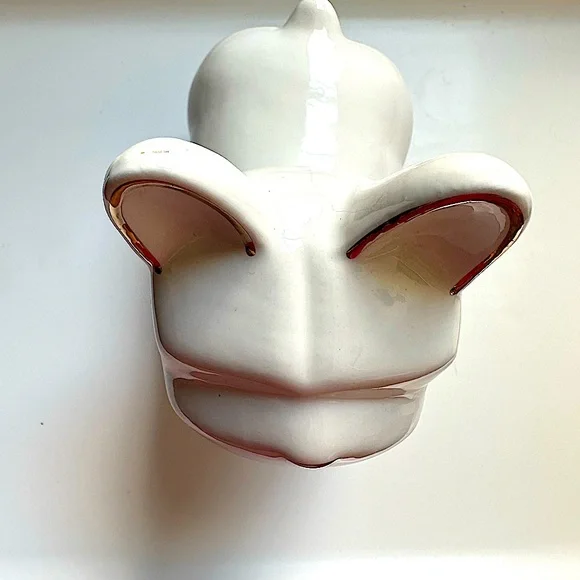 NWT Golden and white Posh Dog Home Decor Piece - Picture 2 of 4